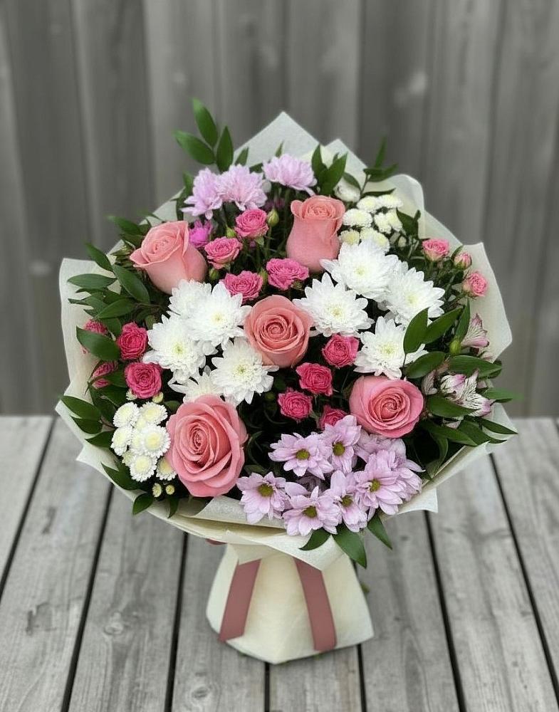 Букет цветов из: Альстромерии, Гвоздики, Розы и Хризантемы в Радченко