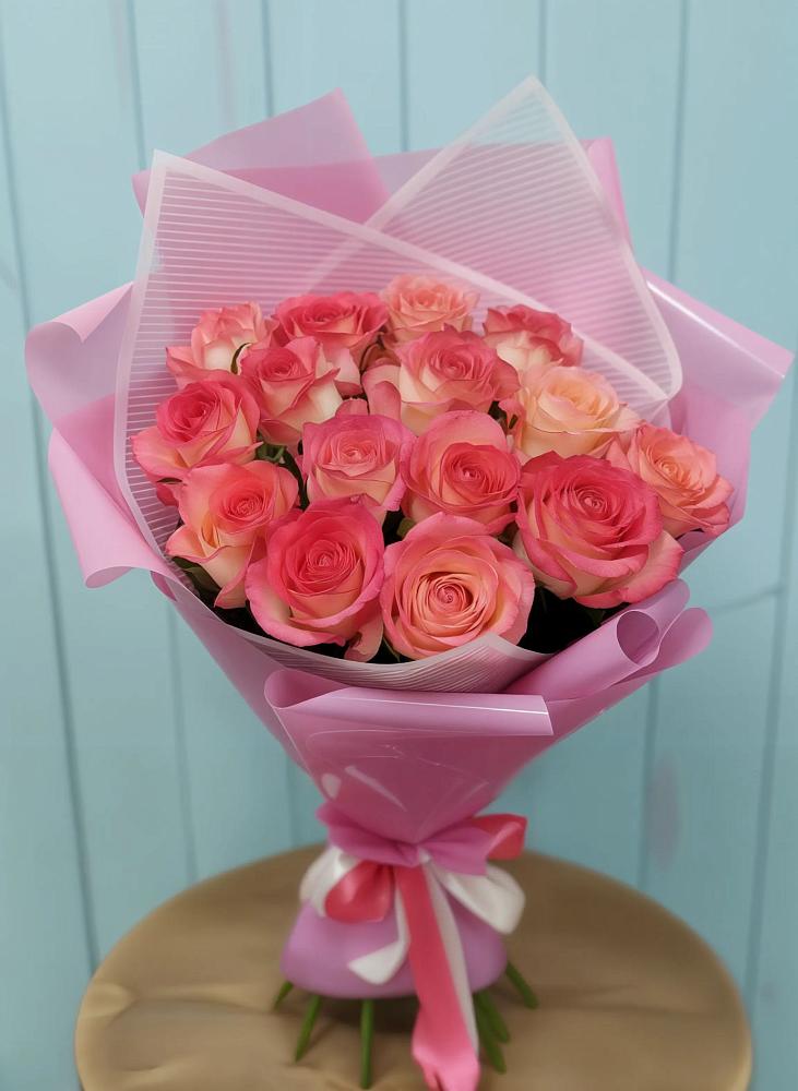 Букет 15 Розовых роз Равель в Радченко