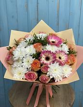 Букет цветов из:  Розы, Герберы и Хризантемы в Радченко