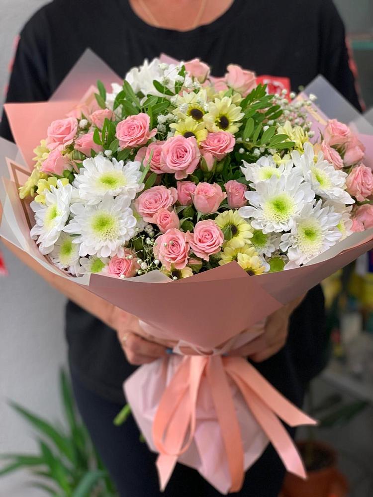 Букет цветов из: Розы и Хризантемы в Радченко