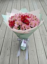 Букет цветов из:  Альстромерии в Радченко
