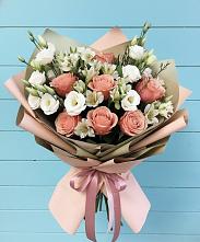 Букет цветов из:  Розы, Альстромерии и Лизиантусы в Радченко