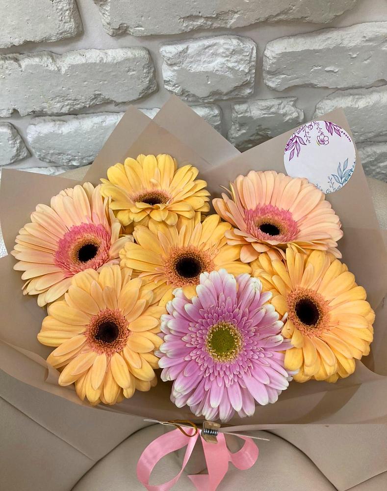 Букет цветов из: Герберы в Радченко