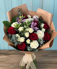 Букет цветов из:  Розы и Альстромерии в Радченко