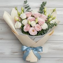 Букет цветов из:  Лизиантусы в Радченко