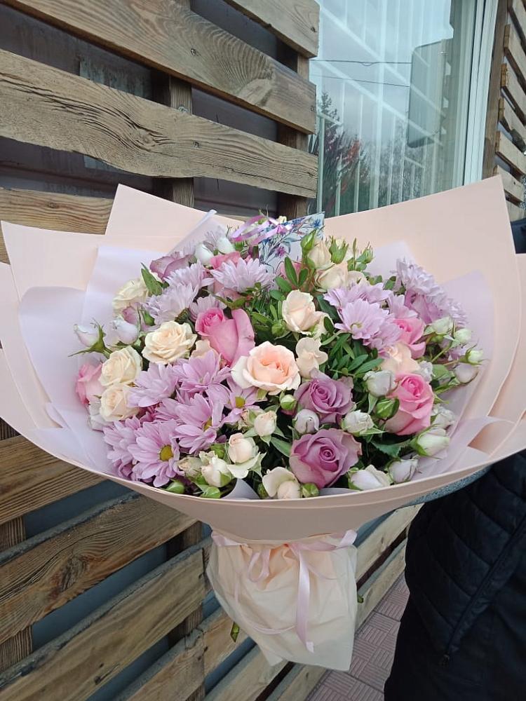 Букет цветов из: Розы и Хризантемы в Радченко