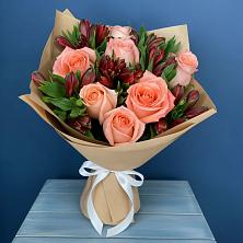 Букет цветов из:  Розы и Альстромерии в Радченко