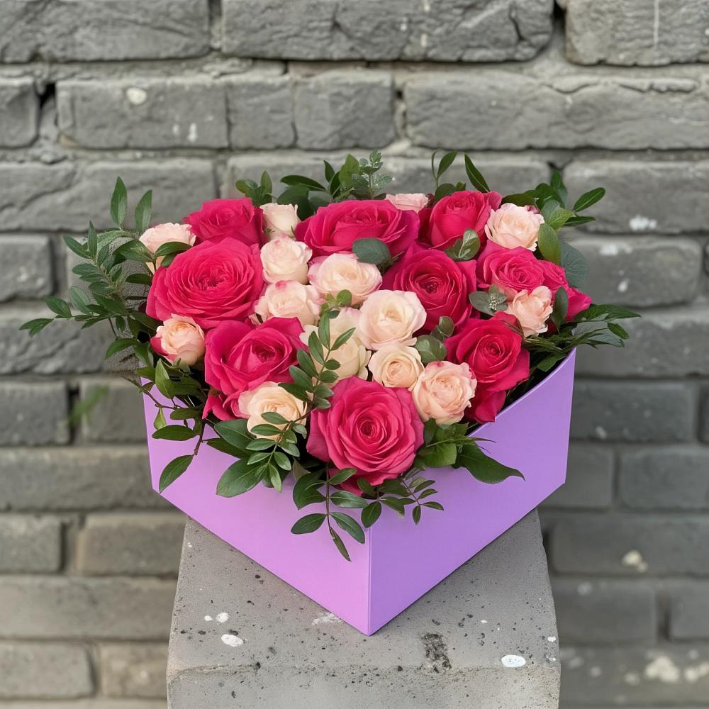 Цветочная композиция из Розы в коробке в Радченко