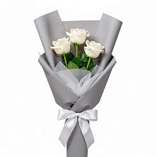 Букет 3 белые розы в Радченко
