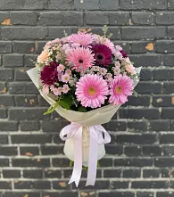 Букет цветов из:  Герберы и Хризантемы #REPLACE_PRED# Радченко