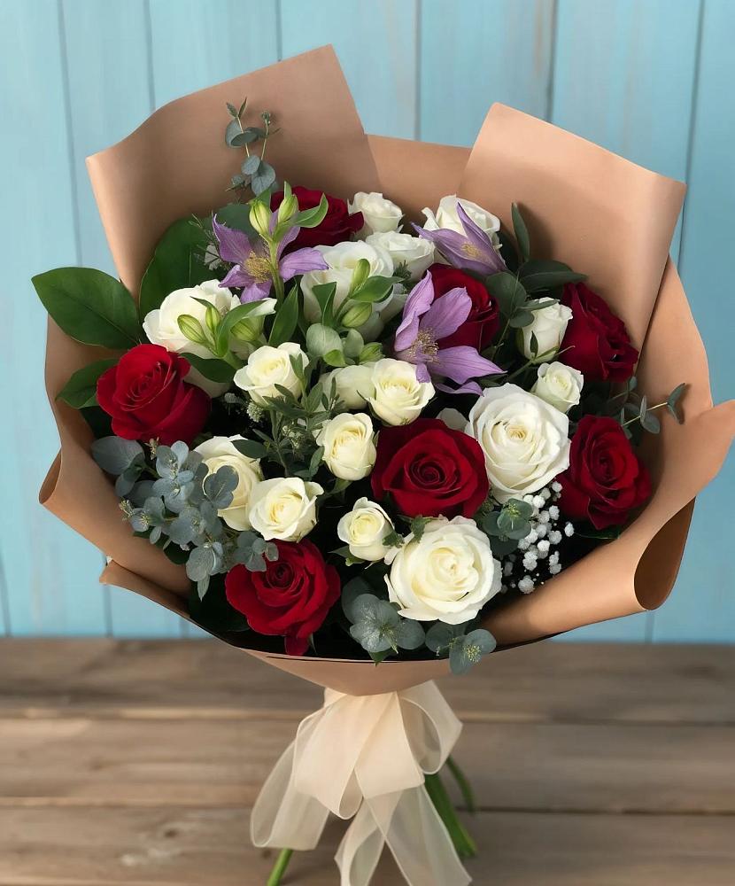 Букет цветов из: Розы и Альстромерии в Радченко