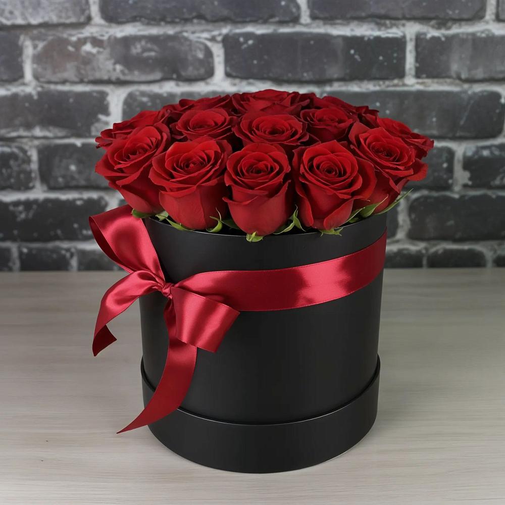 Цветочная композиция из Розы в шляпной коробке в Радченко