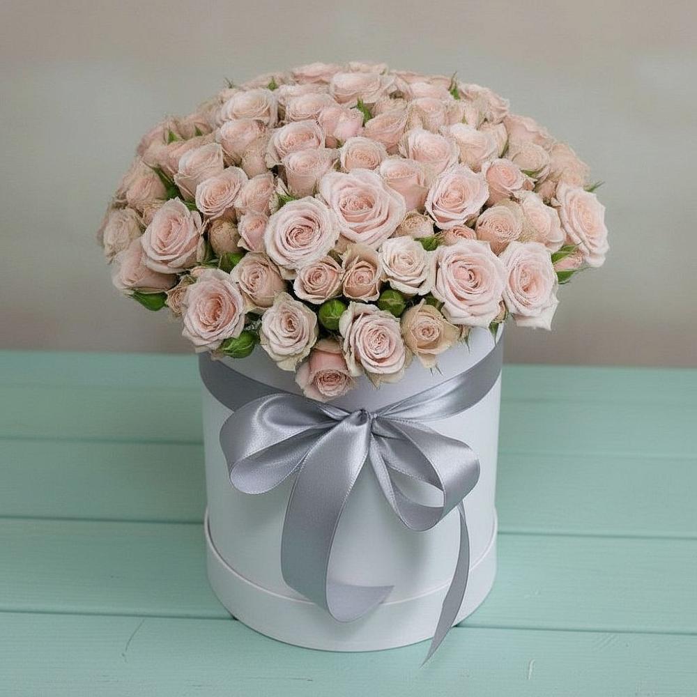 Цветочная композиция из Розы в шляпной коробке в Радченко