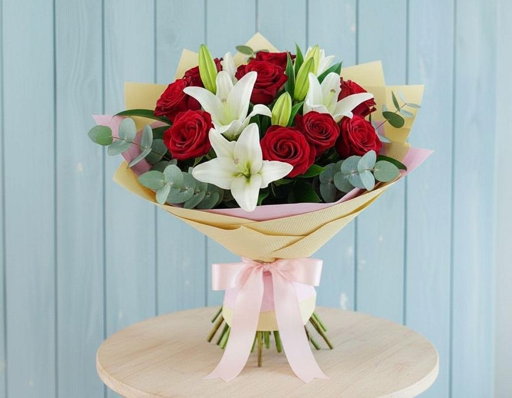 Букет цветов из: Лилии и Розы в Радченко